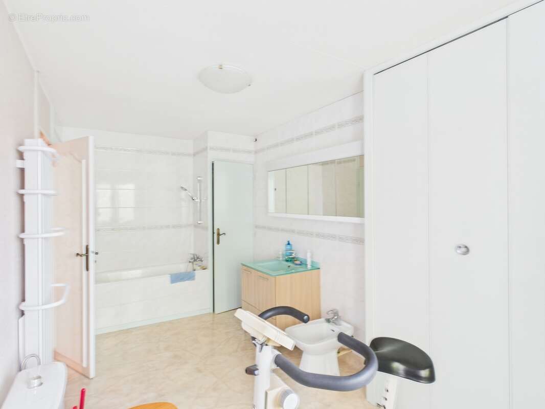 Maison à NOVY-CHEVRIERES