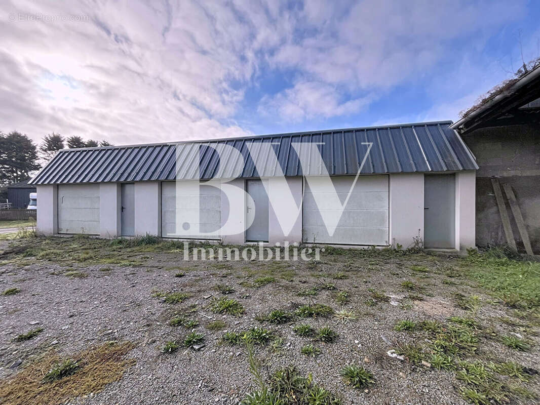 Parking à KERSAINT-PLABENNEC