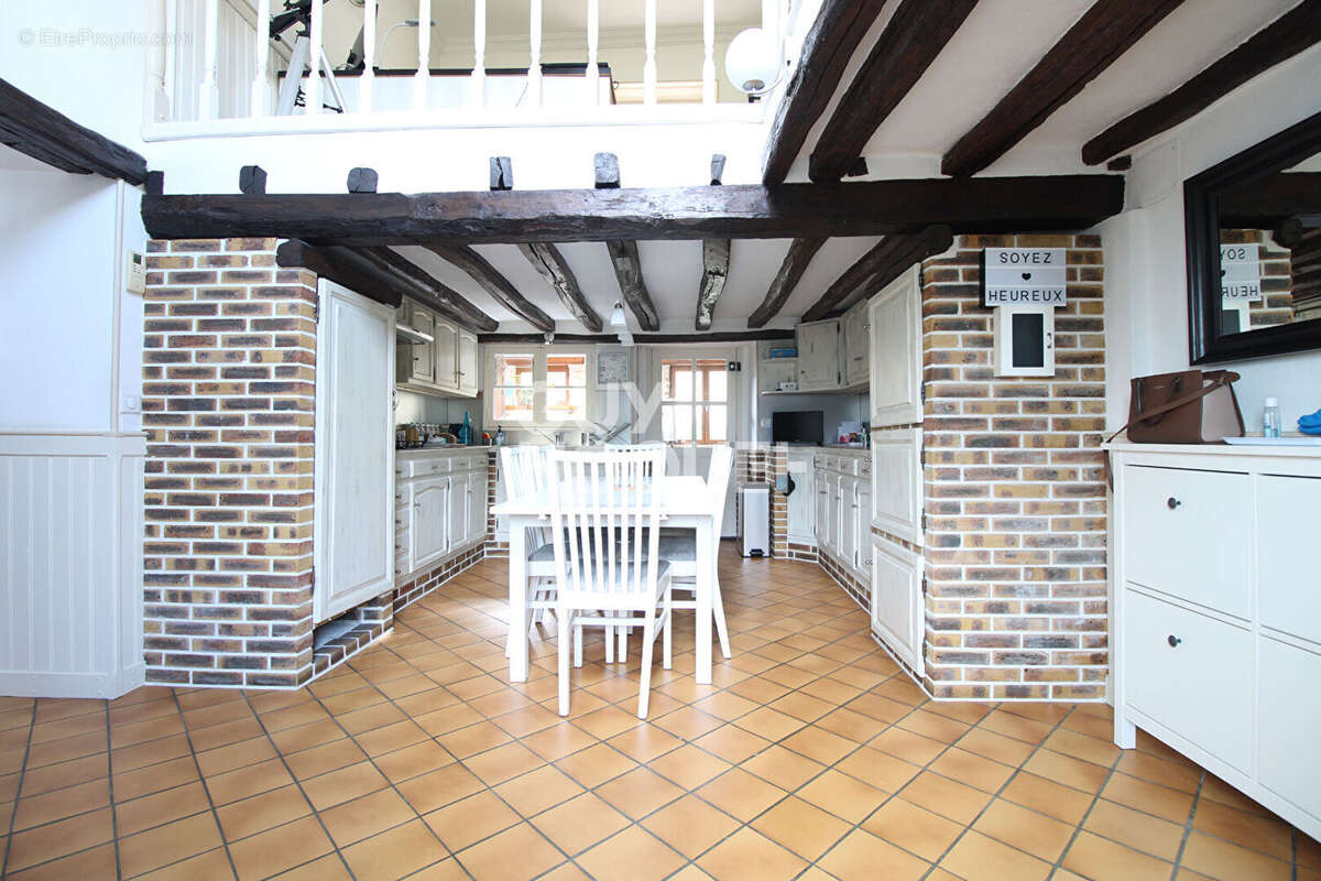 Maison à SOLERS