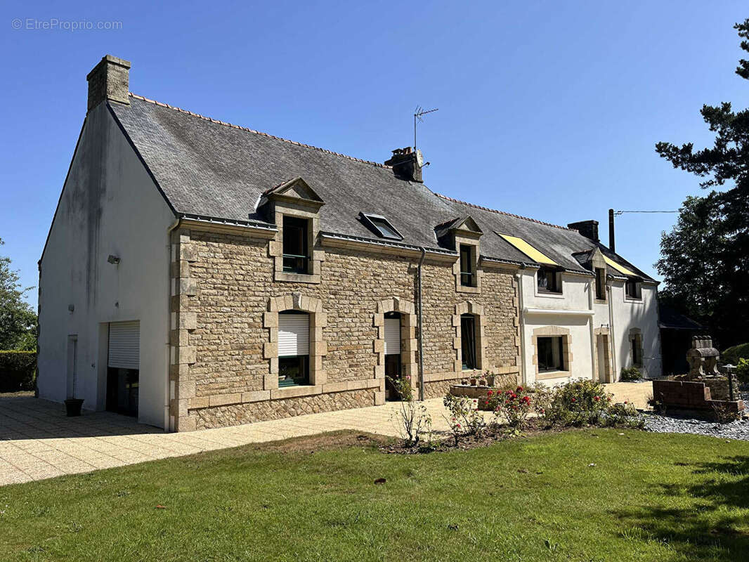 Maison à LA CHAPELLE-NEUVE