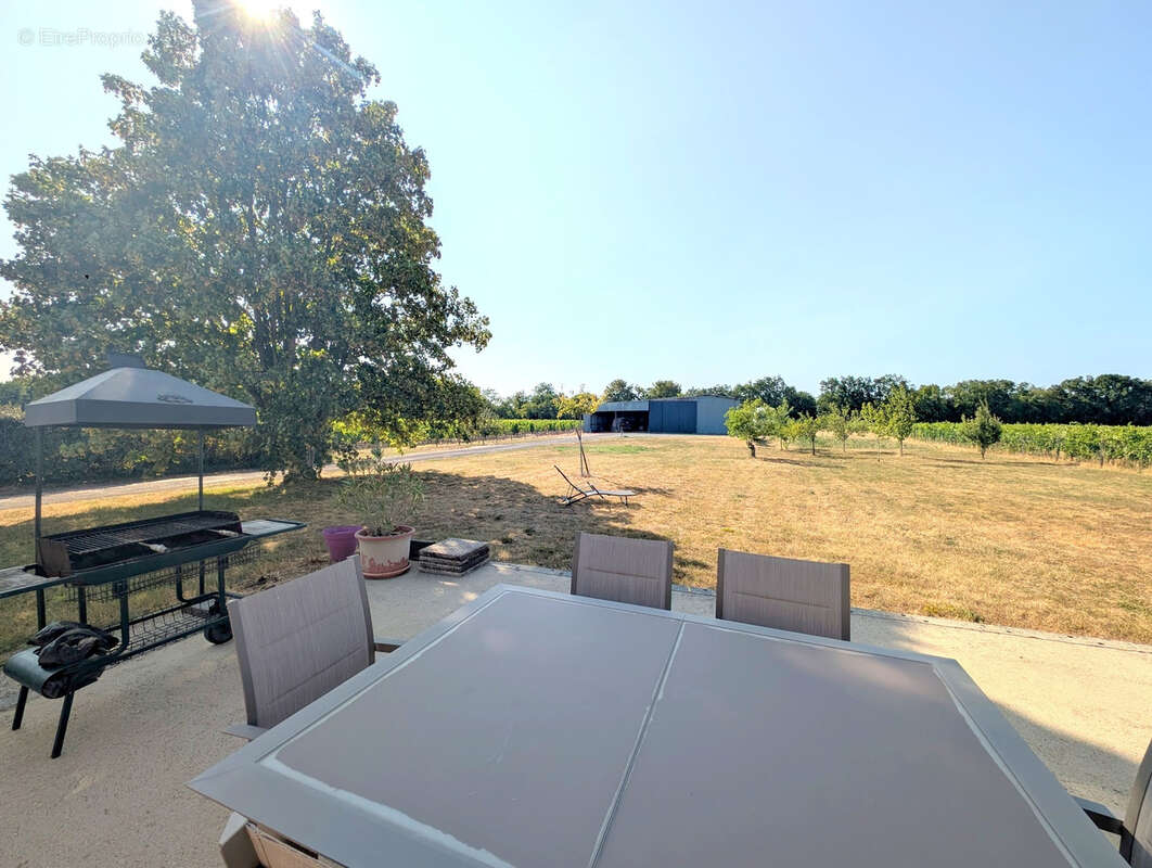 Pavillon sur sous-sol complet, terrain 7600m2 - photo 19