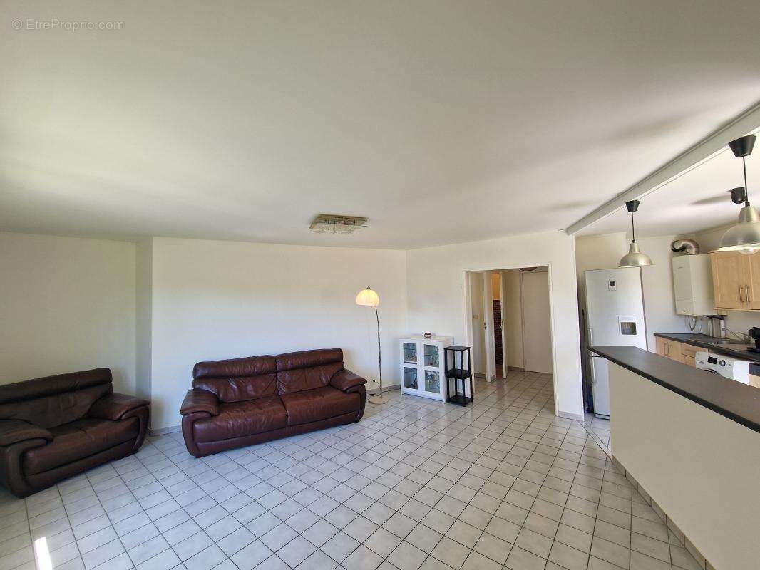 Appartement à VAIRES-SUR-MARNE