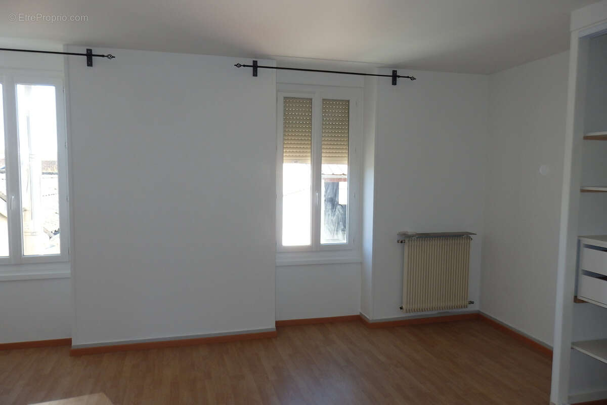 Maison à SAINTE-BAZEILLE