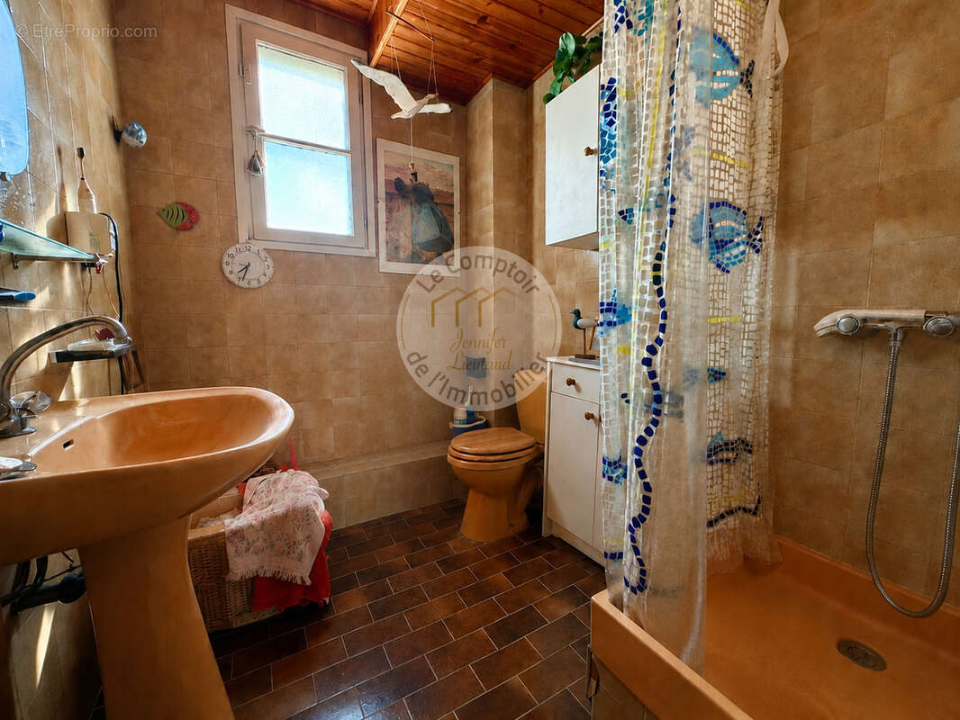 Sainte marguerite: maison de caractère avec piscine   emplacement d'exception ! - photo 15