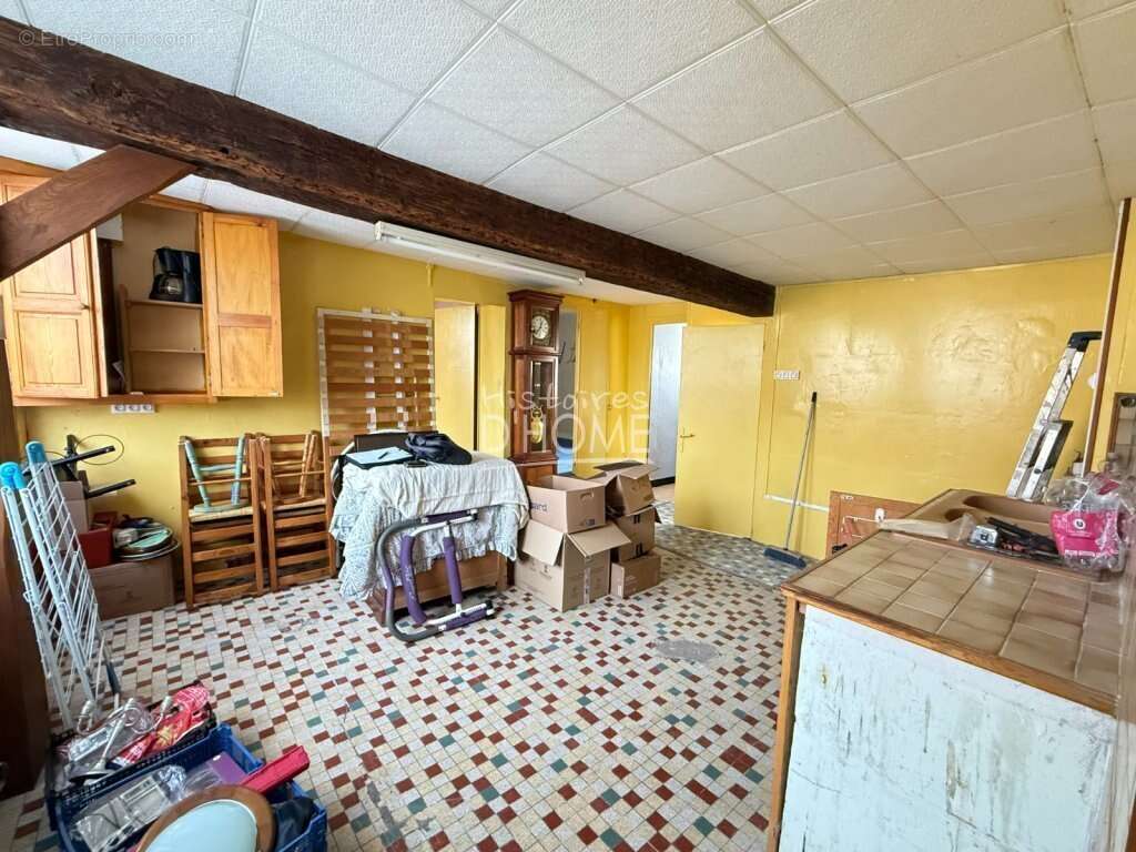 Dagny, secteur jouy le chatel, maison à renover - photo 6