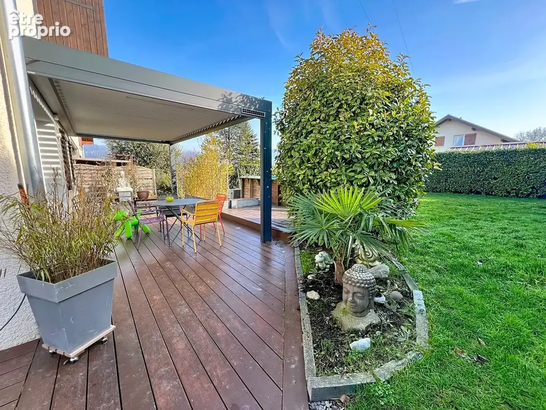 Photo Maison à Scientrier au prix de 469 000€