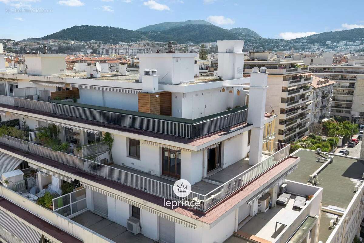 Appartement à NICE