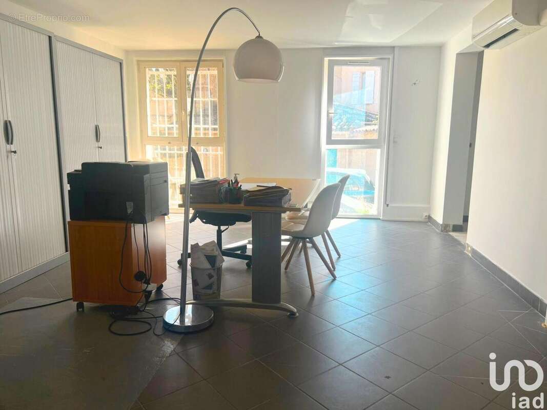 Photo 3 - Commerce à PERTUIS