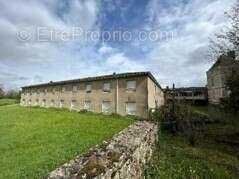 Appartement à CHAIL