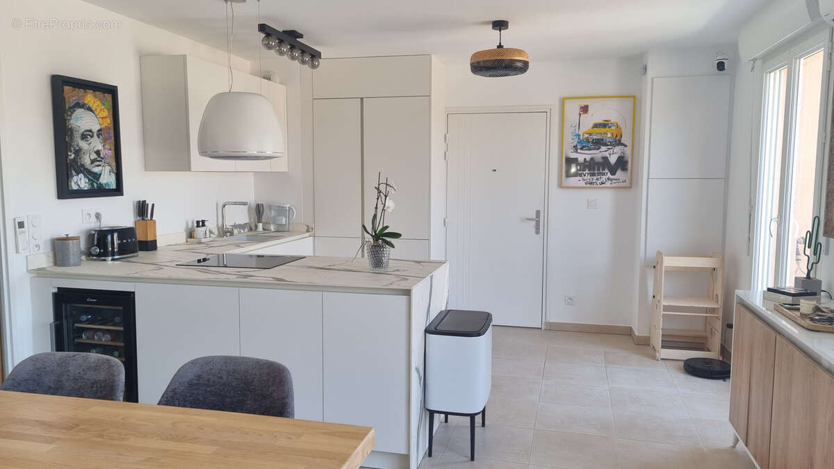 Appartement à COGOLIN