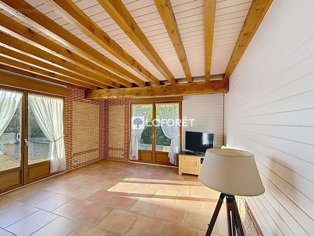 Maison à SAINT-LEONARD