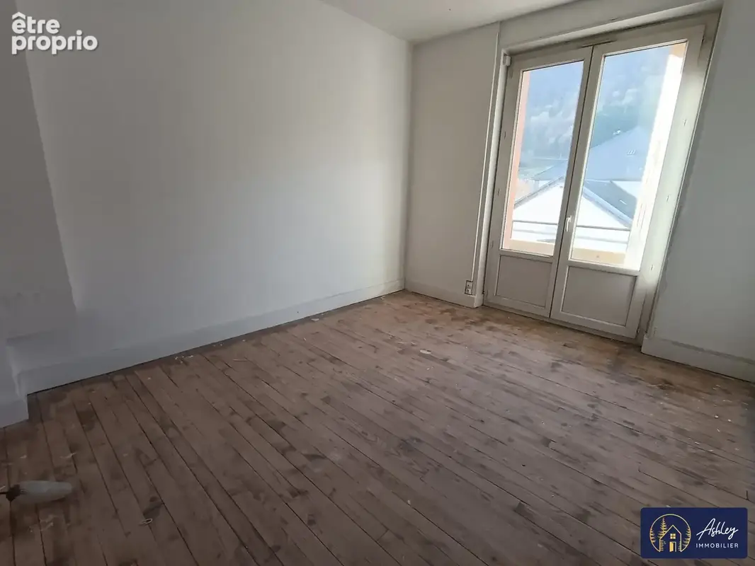 Appartement 288 m² à vendre à Bort-Les-Orgues (19110) - photo 3
