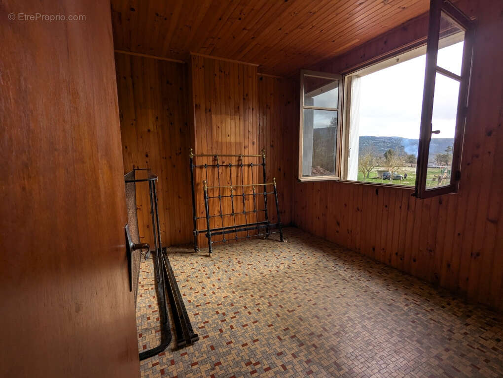 Maison à LAGRASSE