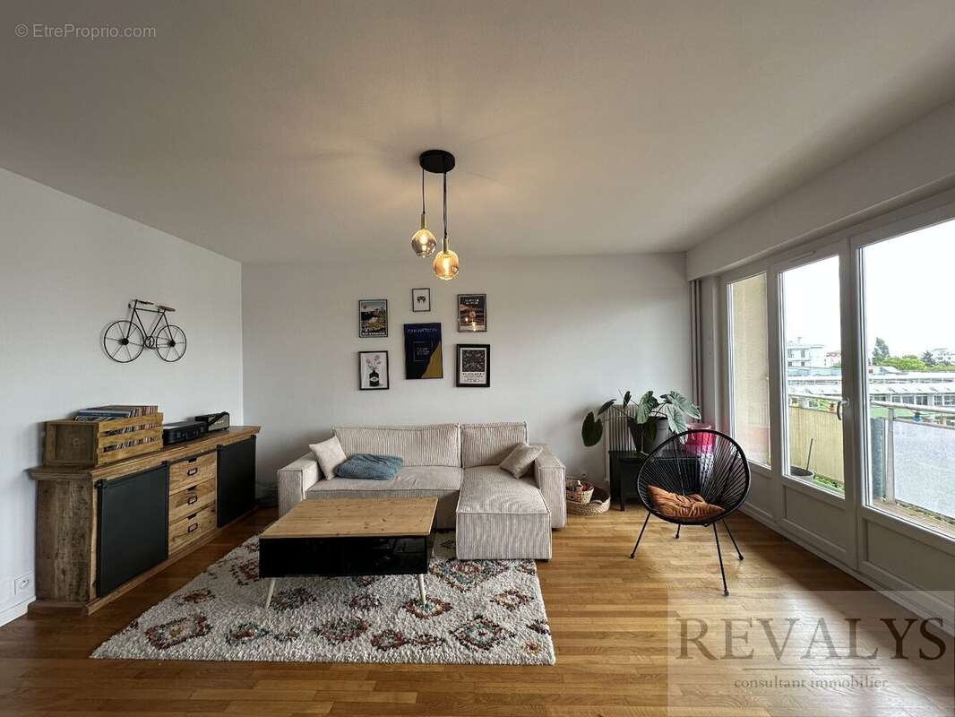 T4 lumineux 84m²  Grand séjour  Possibilité 3 chambres  Dijon - photo 2
