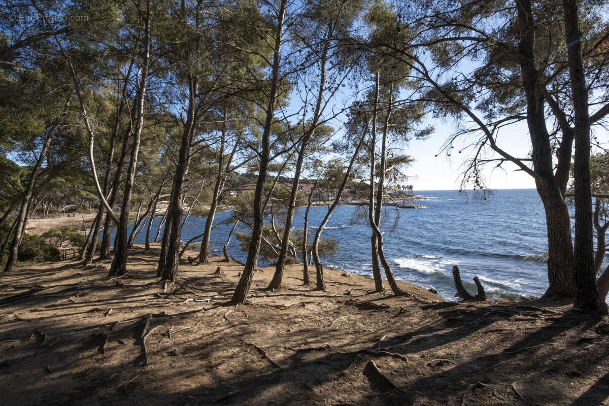 Appartement à SAINT-MANDRIER-SUR-MER