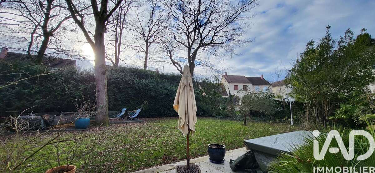Photo 2 - Maison à NOISY-LE-GRAND