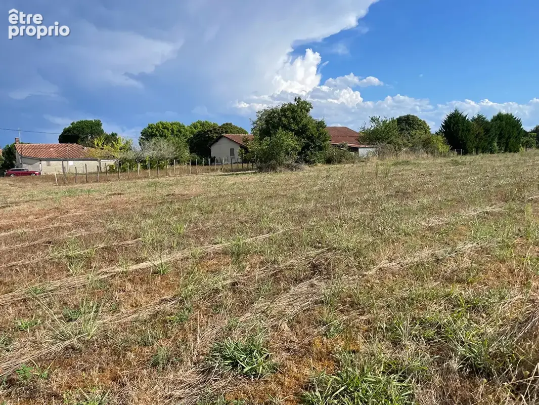 Terrain  à bâtir 1306 m2 à Villeneuve-de-Marsan - photo 2