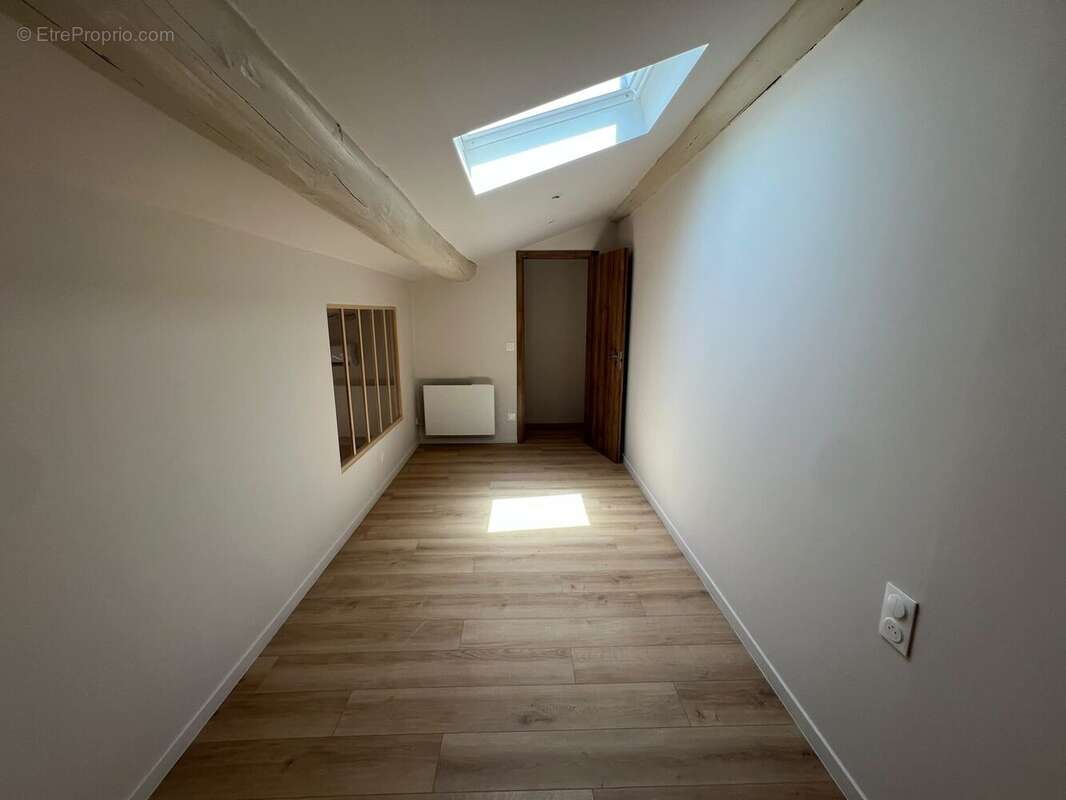 Appartement 35 m² à Marseille-4e  - photo 6
