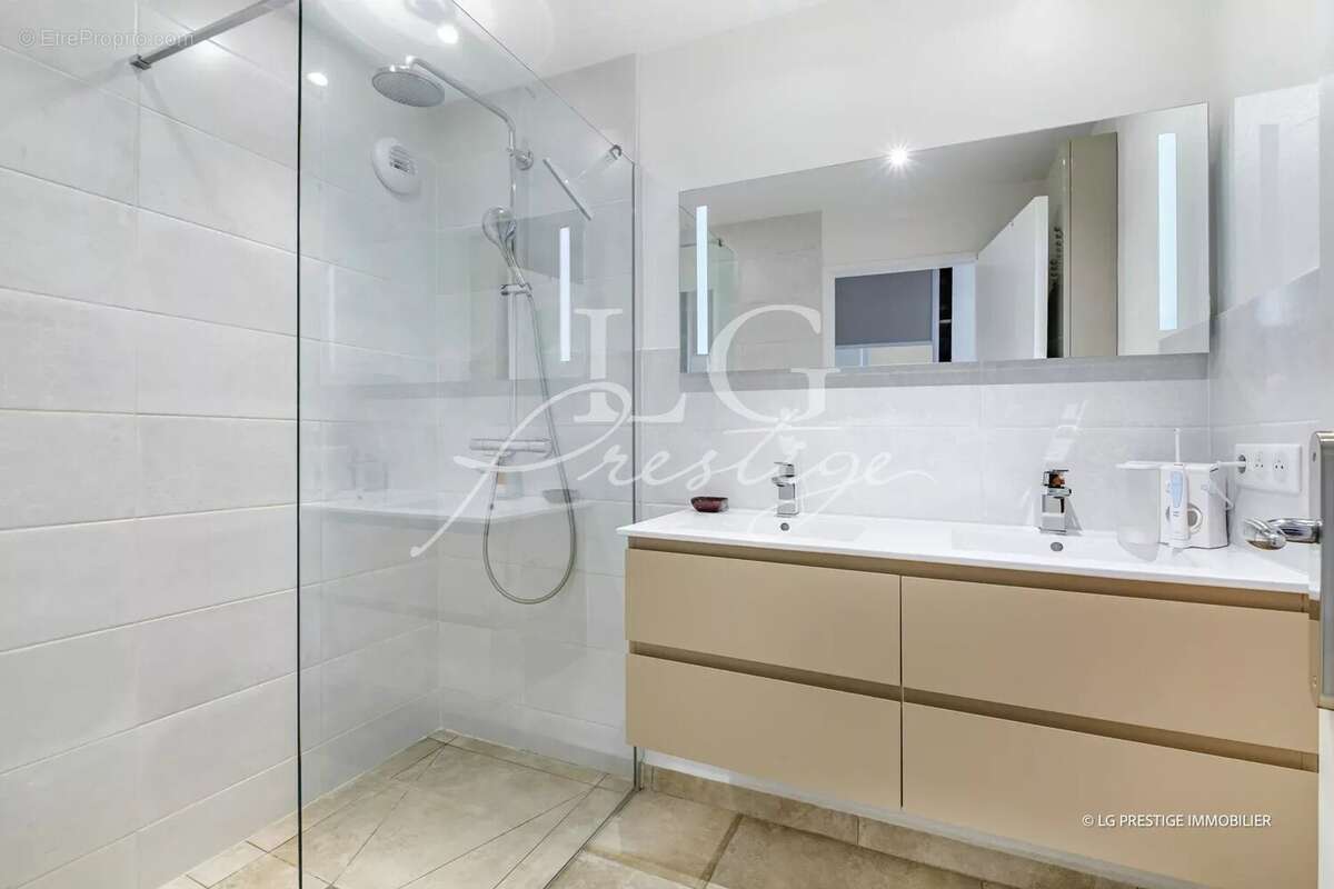 Appartement vue mer avec plage et commerces a pied - photo 5