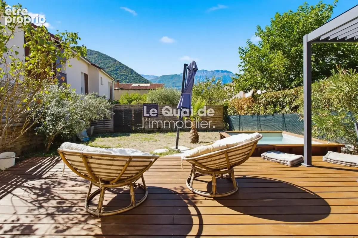 Maison 88 m² à Saint-Georges-De-Commiers  - photo 2