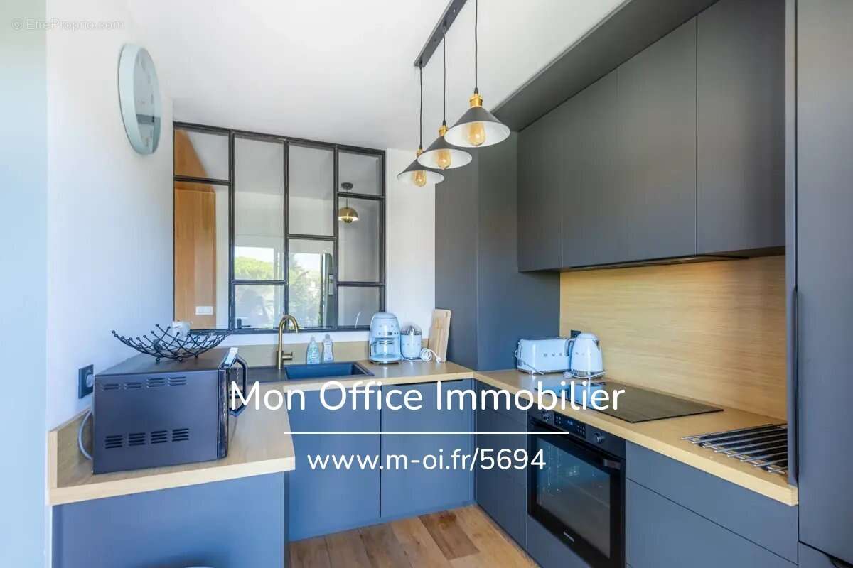 Appartement à SANARY-SUR-MER