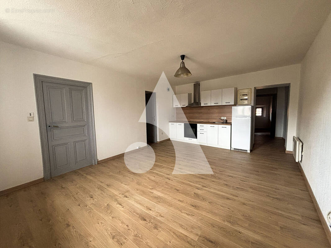 Appartement à BELLEGARDE-SUR-VALSERINE