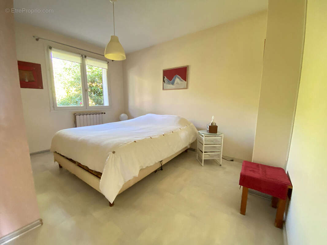 Maison à COLLONGES-AU-MONT-D'OR