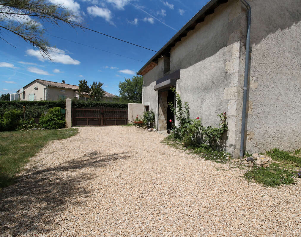 Maison à SAINT-JEAN-DE-COLE