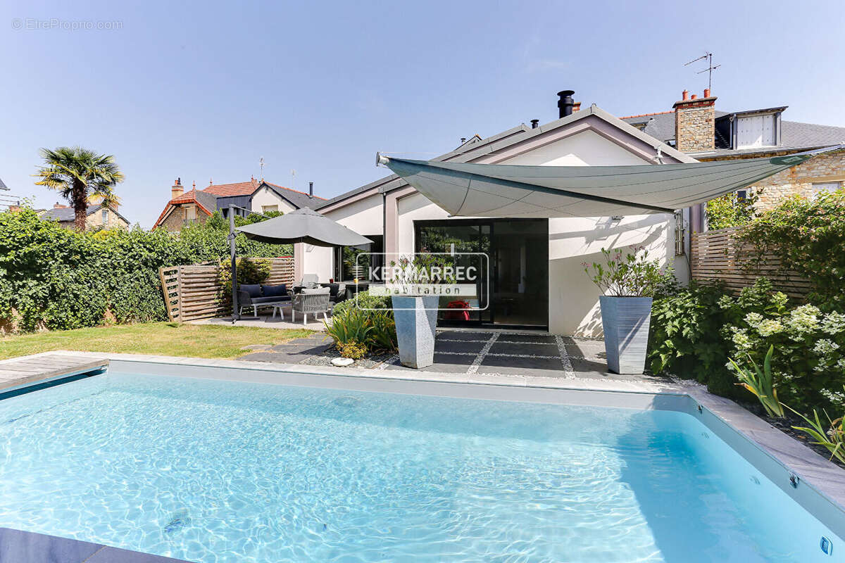 Maison SAINTE THÉRÈSE Rennes 6 pièce(s) 135 m2 - photo 2