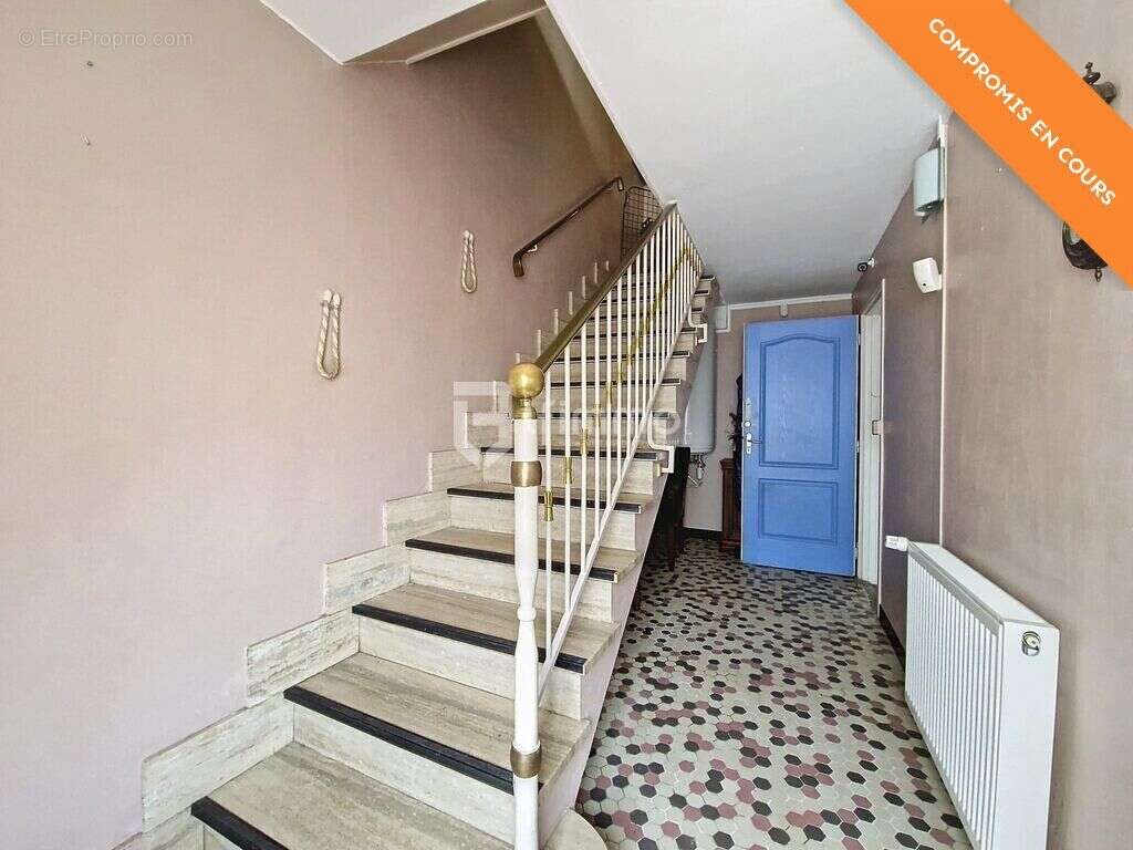 Maison à PLONEVEZ-PORZAY