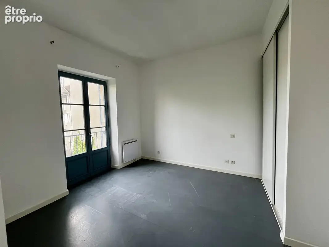 Bastide: Appartement T4 traversant de 103 m2 sans vis à vis - photo 10