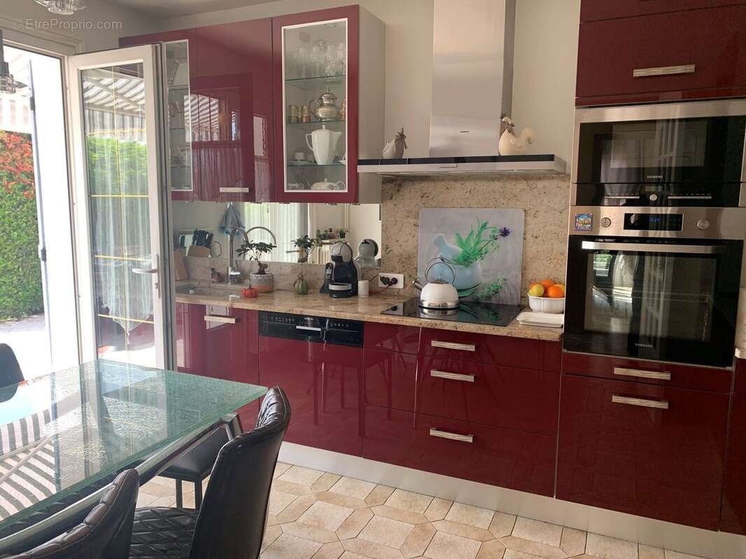 Maison à SAINT-JUST-SAINT-RAMBERT