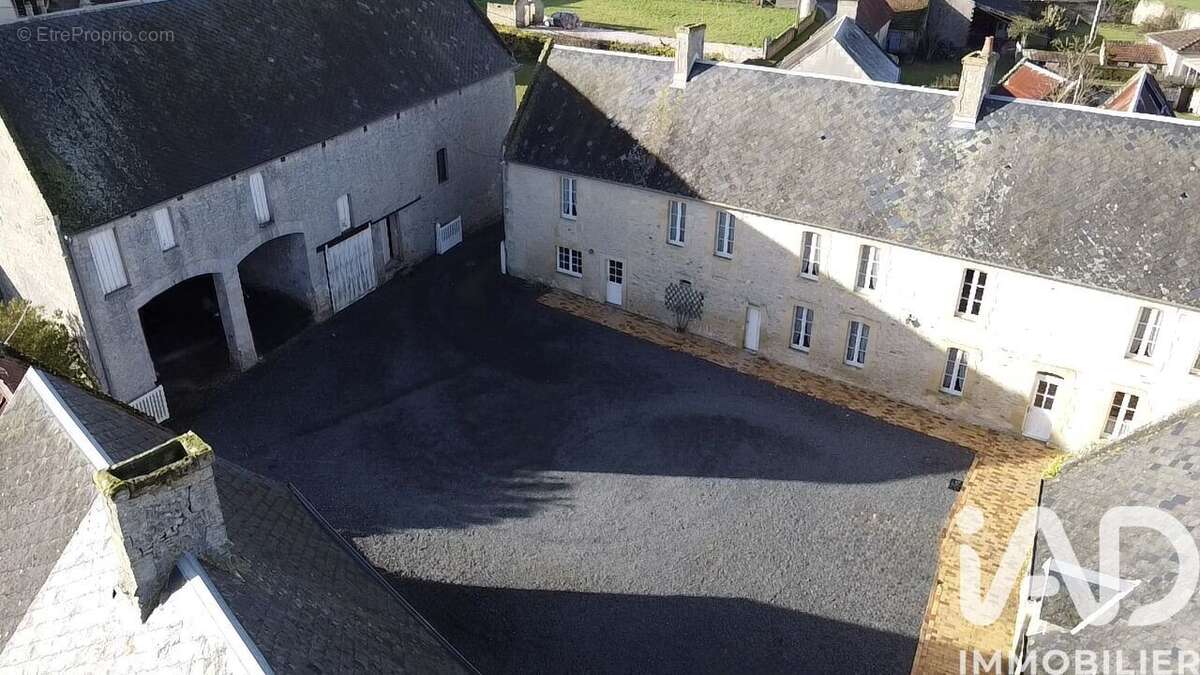 Photo 2 - Maison à LONGUES-SUR-MER