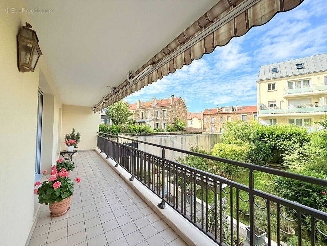 Appartement à ROSNY-SOUS-BOIS