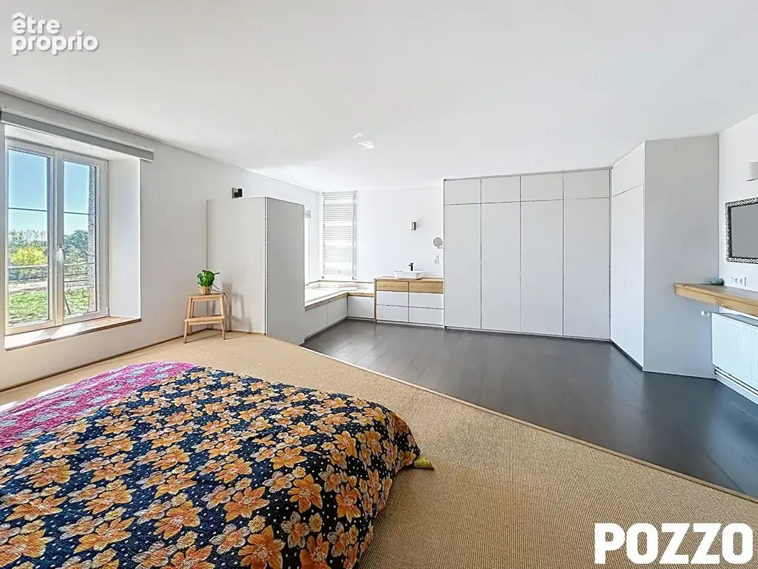 Maison en pierres du XVIIème siècle Bacilly 8 pièce(s) 286 m2 - 11929 m² de terrain - Possibilité chambres d'hotes - photo 11