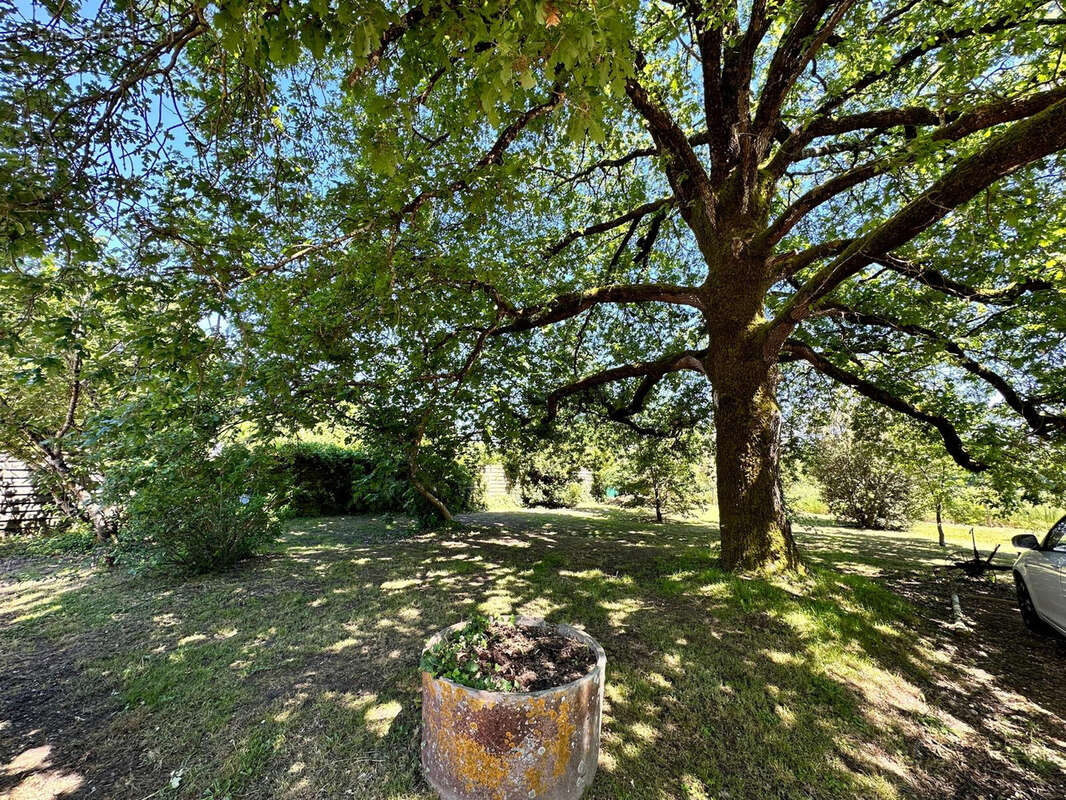 Maison à SAINT-FORT-SUR-GIRONDE