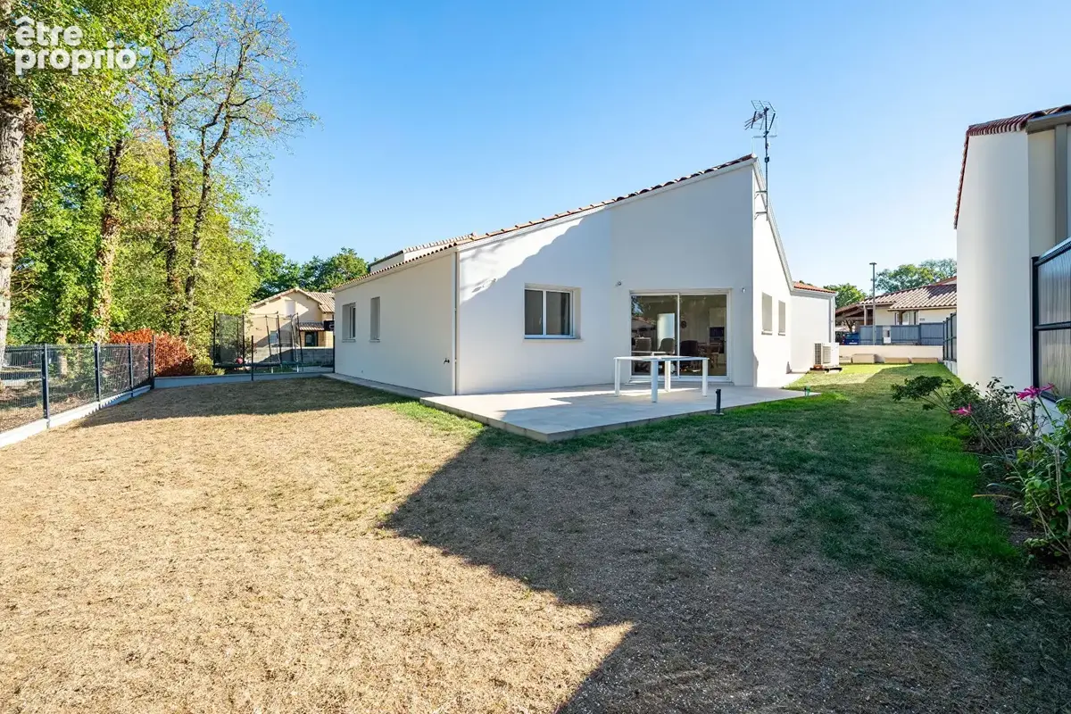 Photo Maison à Saint-Philbert-De-Grand-Lieu au prix de 320 000€