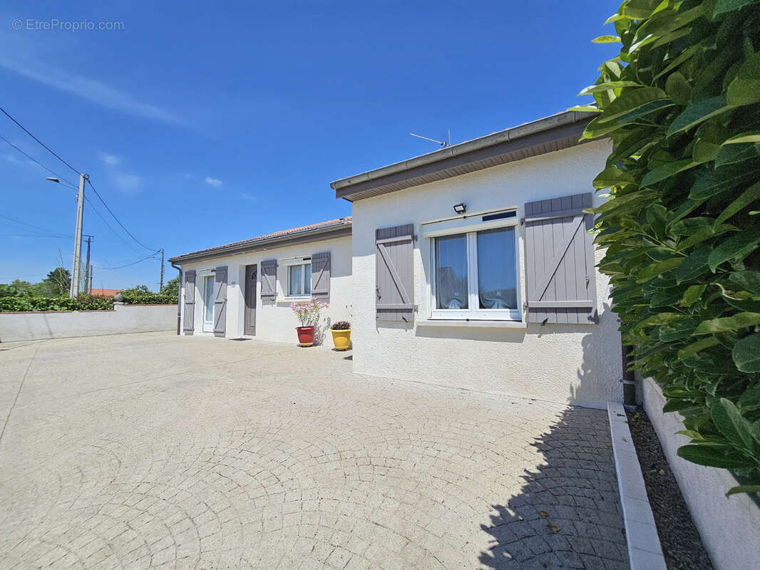 Maison à CUSSET