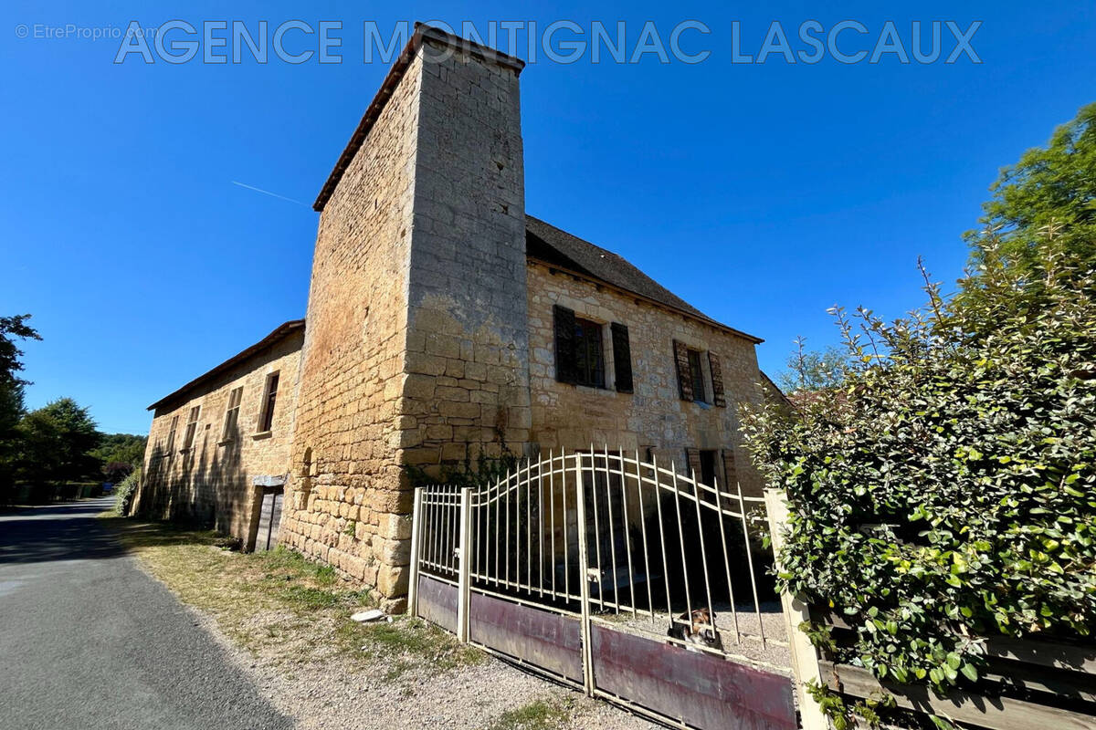Maison à MONTIGNAC