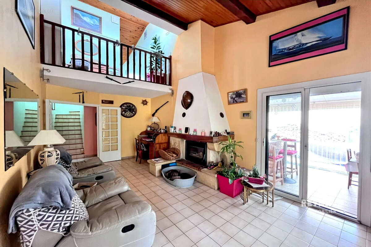Maison à NEBIAN