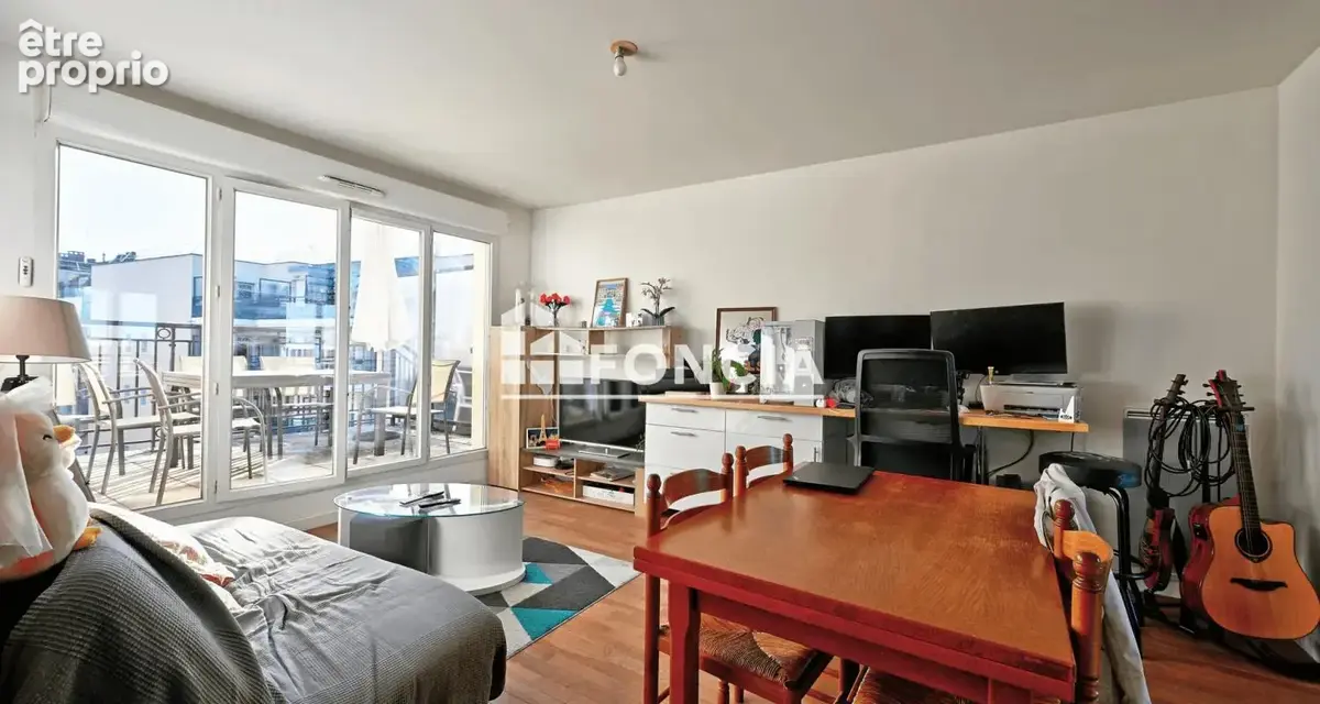 Appartement à SAINT-CYR-L'ECOLE