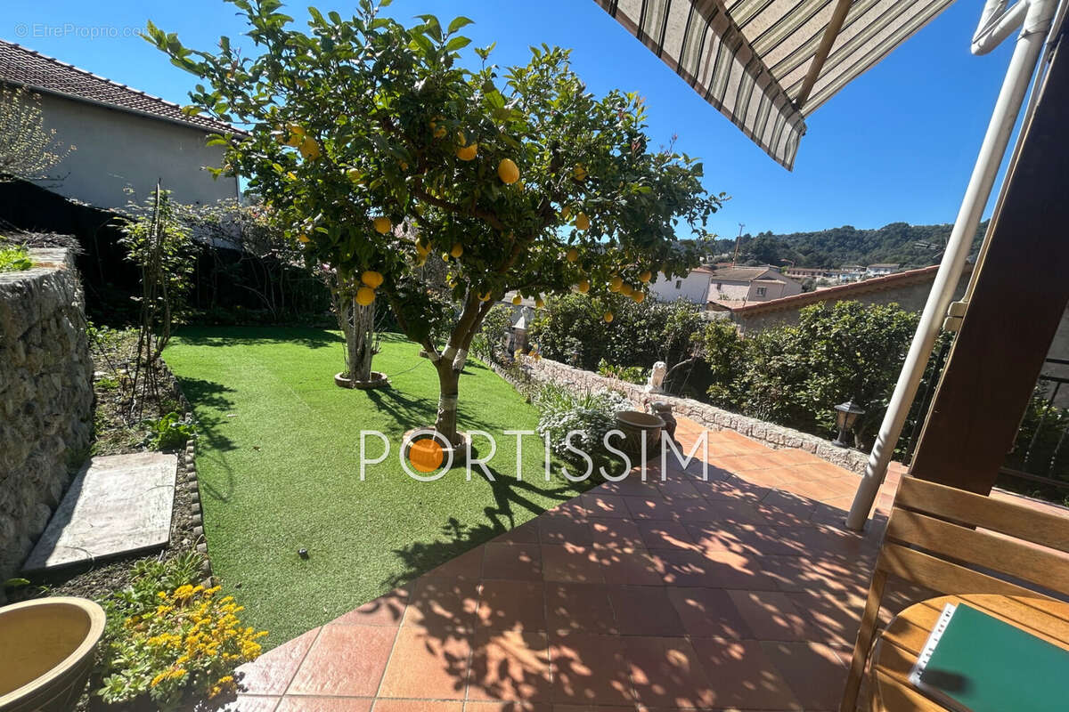 Maison à LA TRINITE