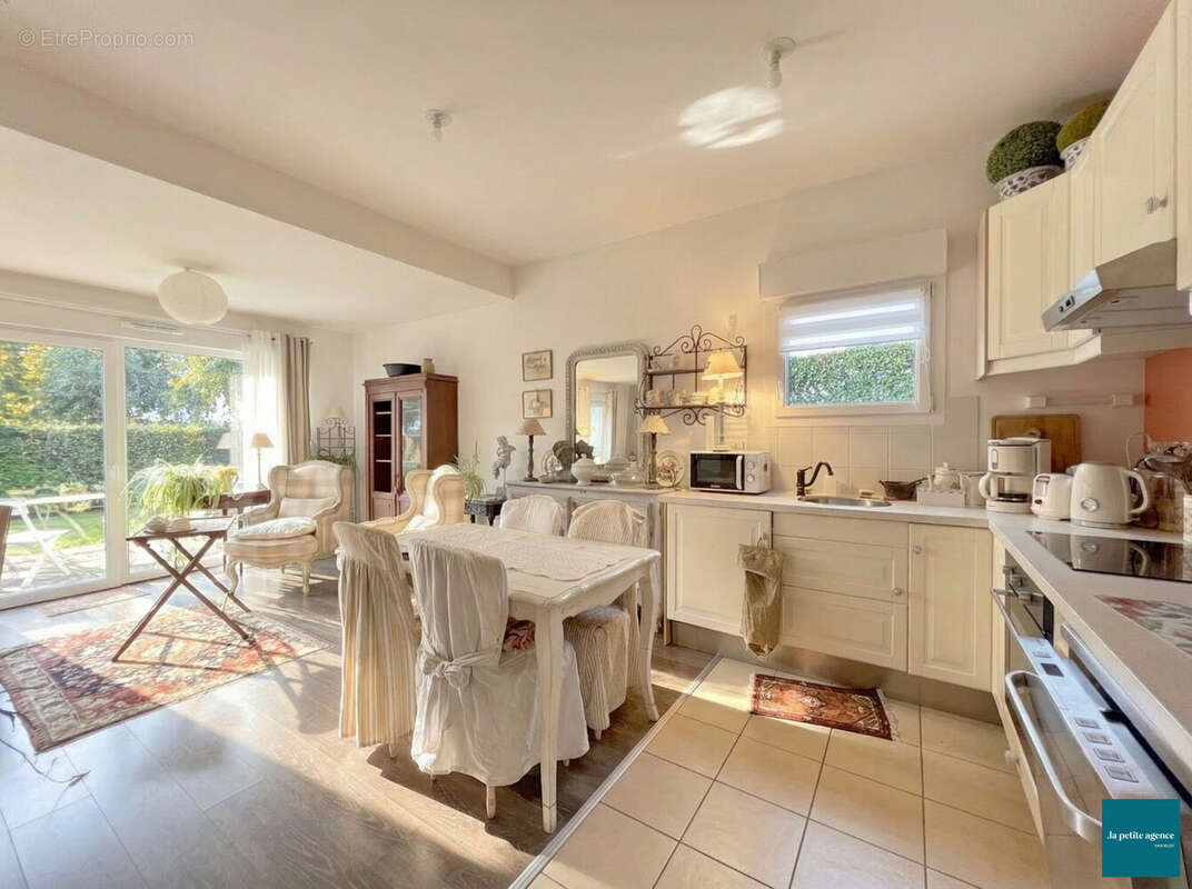 Appartement à VERSON