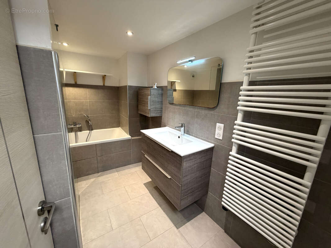 Appartement à MENTON