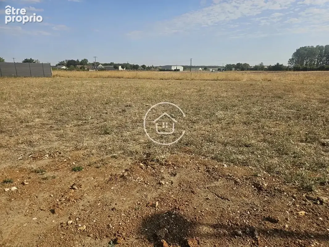 Photo Terrain à La Chapelle-Vendomoise au prix de 65 900€