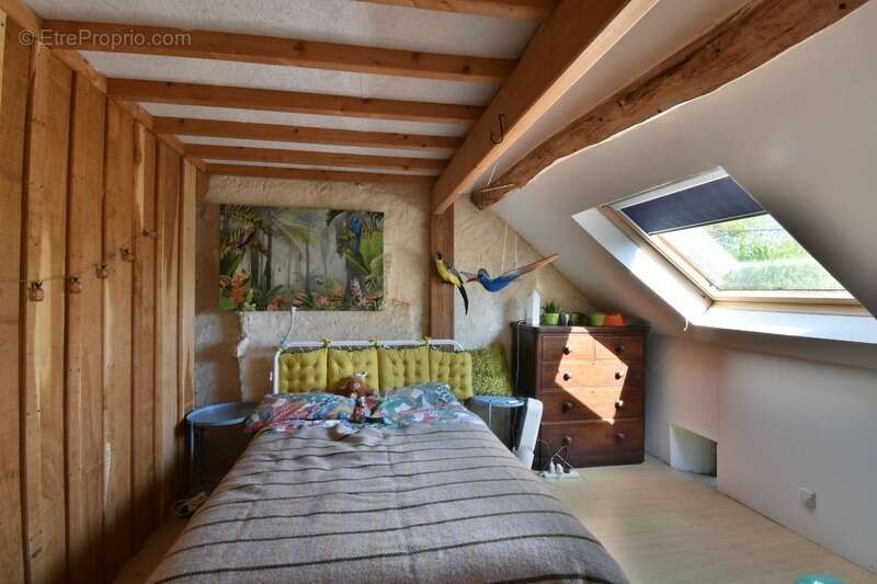 Maison à SAINT-LEGER-MAGNAZEIX