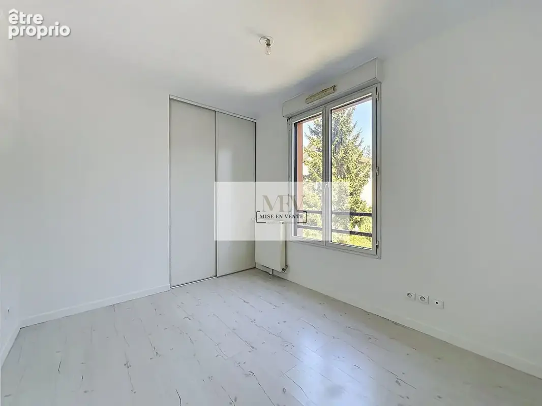 Appartement 3 pièces 66 m² - Rue Pierre Brossolette - Proche bords de Marne - photo 6