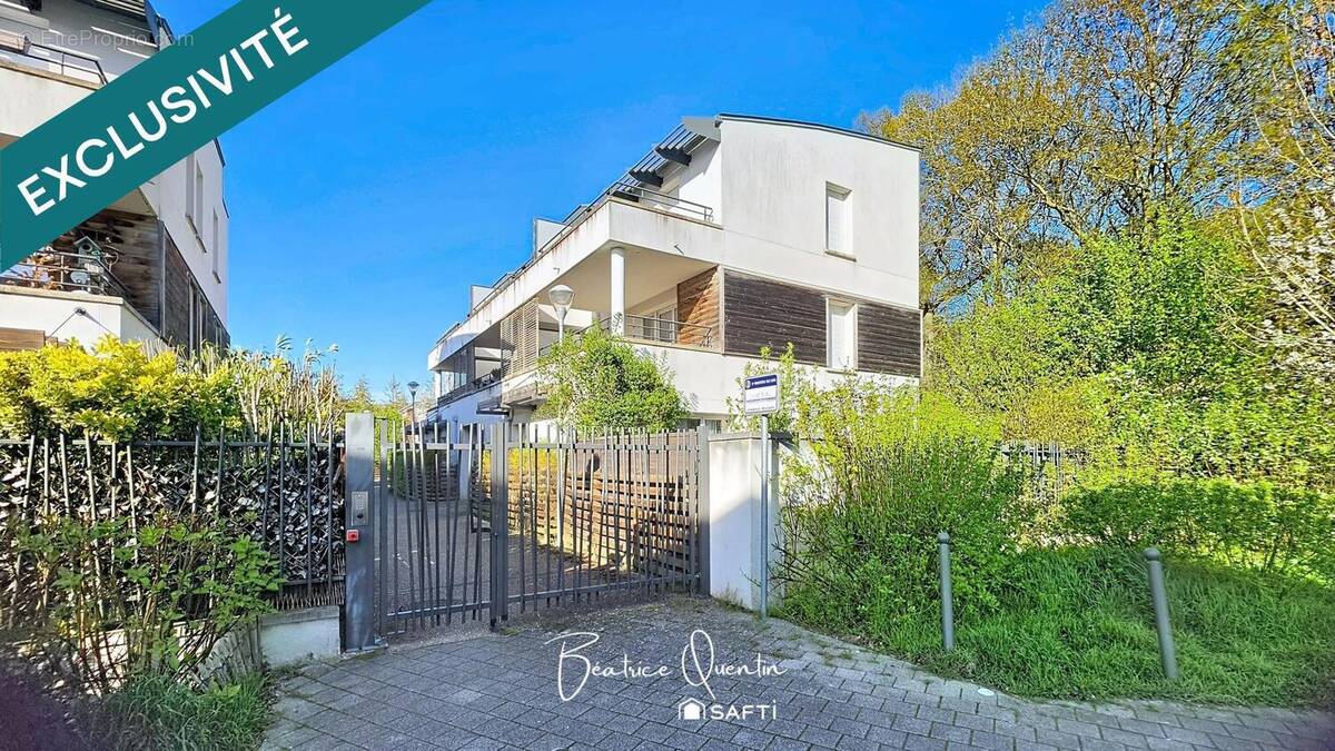 Photo 1 - Appartement à SAINTE-GENEVIEVE-DES-BOIS