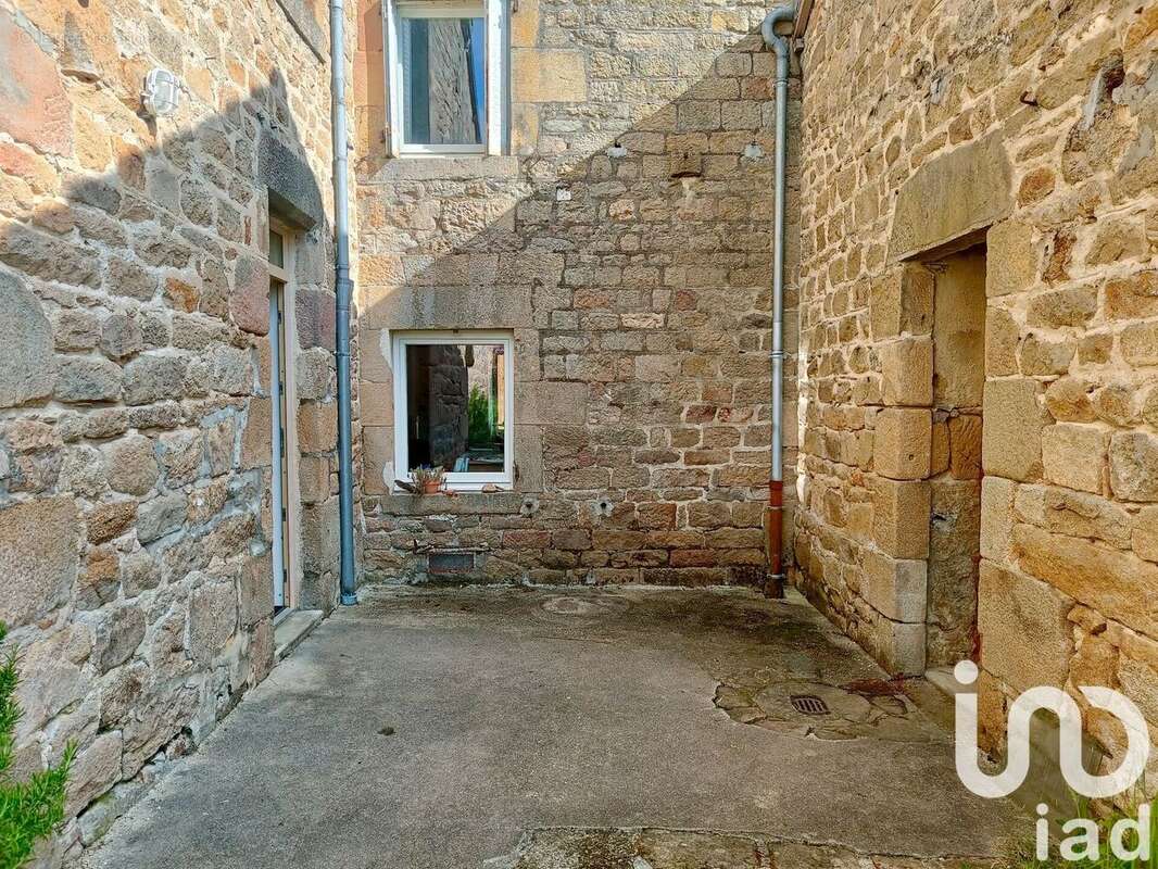 Maison 189 m² à Nedde  - photo 3
