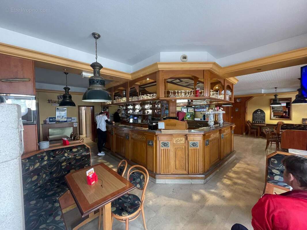 Photo 3 - Commerce à ANZIN